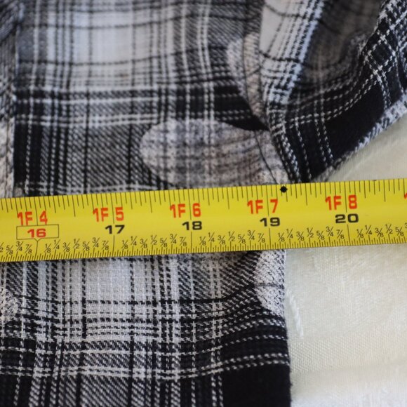 Justice Flowered Plaid and floral button up Size L - Picture 7 of 9